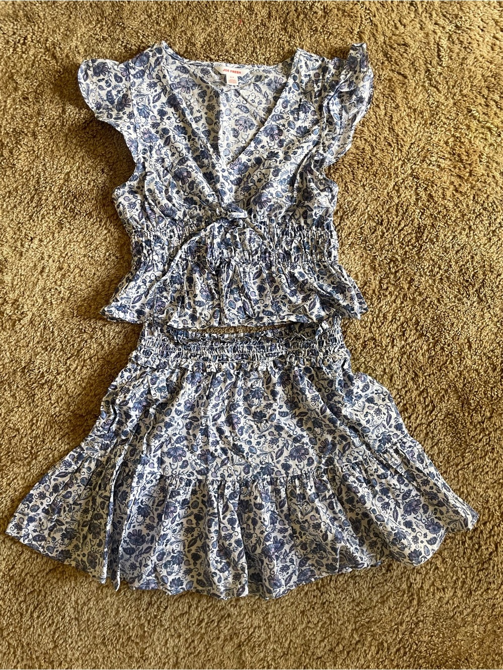 Joe Fresh 2 Pc Summer Outfit Cropped Tee Skirt Women’s Size Small Summer Resort